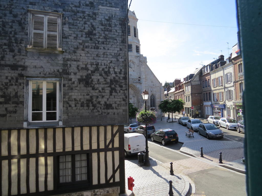 Appartement Le Notre Dame Honfleur Rom bilde