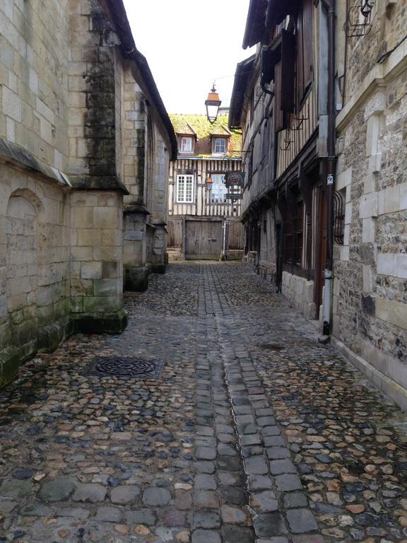 Appartement Le Notre Dame Honfleur Eksteriør bilde